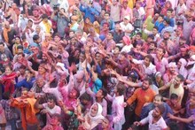 बरसाना में आज ‘लड्डू होली’ की धूम, जानिए क्या है इसकी कहानी