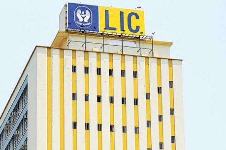 LIC में AAO के पदों पर बहाली निकली है. इसमें 21 से 30 साल की उम्र सीमा वाले कैंडिडेट आवेदन कर सकते हैं.