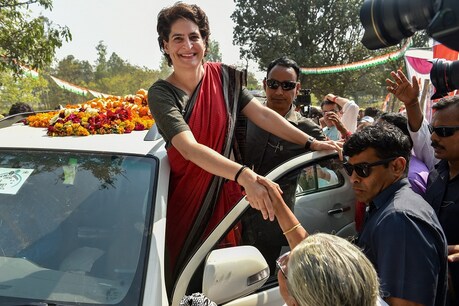 अब गाजियाबाद में रोड शो कर सकती हैं प्रियंका गांधी! अब गाजियाबाद में रोड शो कर सकती हैं प्रियंका गांधी!