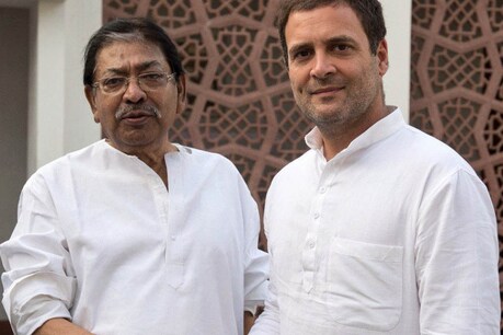 राहुल गांधी और सोमेंद्र नाथ मित्रा.