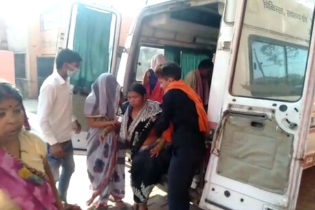 मथुरा: फैक्ट्री में अमोनिया गैस का रिसाव, कई ग्रामीणों की बिगड़ी तबीयत मथुरा: फैक्ट्री में अमोनिया गैस का रिसाव, कई ग्रामीणों की बिगड़ी तबीयत