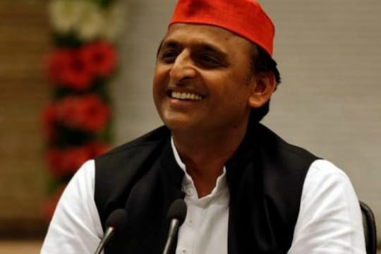 अखिलेश यादव