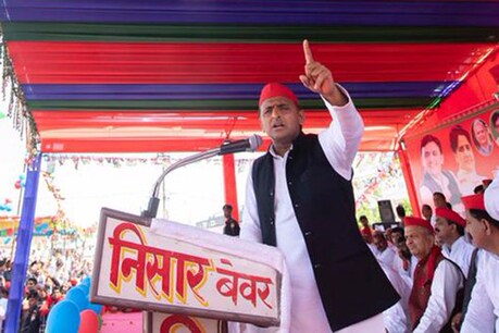 सपा अध्यक्ष अखिलेश यादव की रैली (फाइल फोटो)