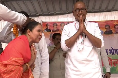 भोपाल : दिग्विजय सिंह की महिला वोट बैंक पर नज़र, बूथ मज़बूत करेंगी कार्यकर्ता भोपाल : दिग्विजय सिंह की महिला वोट बैंक पर नज़र, बूथ मज़बूत करेंगी कार्यकर्ता
