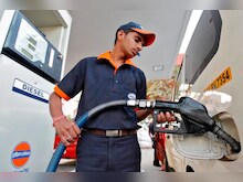 PHOTOS: यहां मिलता है दुनिया का सबसे सस्ता पेट्रोल, कीमत 1 रुपये से भी कम