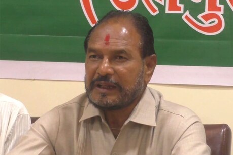 पूर्व सांसद कृष्णा मार्डी सिंहभूम सीट पर लड़ेंगे चुनाव, गीता कोड़ा के लिए टफ हो सकता है मुकाबला पूर्व सांसद कृष्णा मार्डी सिंहभूम सीट पर लड़ेंगे चुनाव, गीता कोड़ा के लिए टफ हो सकता है मुकाबला