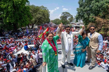 शत्रुघ्न सिन्हा ने किया पत्नी का प्रचार, भड़के कांग्रेस उम्मीदवार बोले- पार्टी धर्म निभाएं