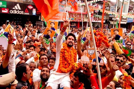 अनुराग ठाकुर की सिद्धू को खरी-खोटी, ‘लोग उन्हें सुनने नहीं हंसने आते हैं’ अनुराग ठाकुर की सिद्धू को खरी-खोटी, ‘लोग उन्हें सुनने नहीं हंसने आते हैं’