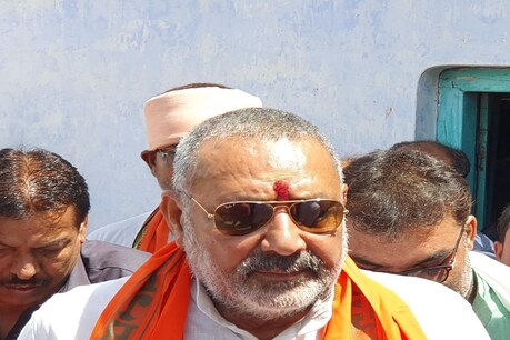 Begusarai Lok sabha Result 2019- गिरिराज सिंह ने इन्हें दिया अपनी बंपर जीत का श्रेय Begusarai Lok sabha Result 2019- गिरिराज सिंह ने इन्हें दिया अपनी बंपर जीत का श्रेय