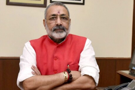 'वंदे मातरम' वाले बयान को लेकर गिरिराज सिंह को कोर्ट से मिली बड़ी राहत 'वंदे मातरम' वाले बयान को लेकर गिरिराज सिंह को कोर्ट से मिली बड़ी राहत