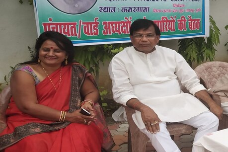 बीती देर रात पूर्व विधायक नीता चौधरी के किचन में गैस सिलेंडर में लग गई थी. इसी दौरान नीता चौधरी आग में झुलस गईं.
