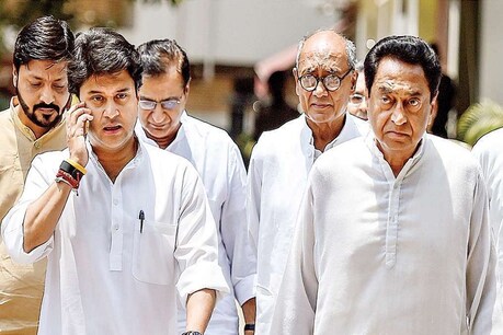 मध्य प्रदेश के गुना लोकसभा सीट से कांग्रेस के प्रत्याशी ज्योतिरादित्य सिंधिया की सीट भी फंसती नजर आ रही है.