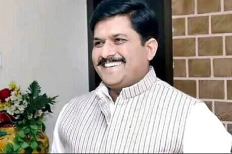 Loksabha Elections Results: कौन हैं केपी यादव जिन्होंने सिंधिया के किले को किया ध्वस्त Loksabha Elections Results: कौन हैं केपी यादव जिन्होंने सिंधिया के किले को किया ध्वस्त