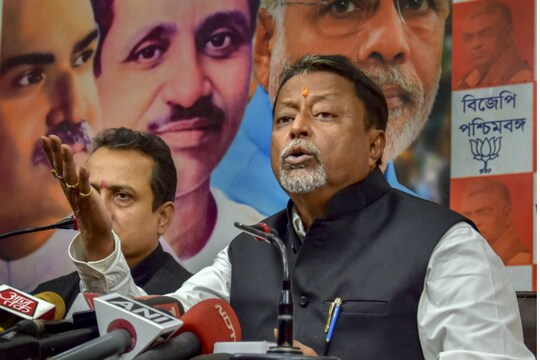 बीजेपी नेता मुकुल रॉय का दावा- टीएमसी नेता हैं संपर्क में