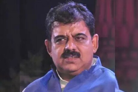 इंदौर को 30 साल बाद मिला पुरुष सांसद, शंकर लालवानी ने तोड़ा ताई का रिकॉर्ड इंदौर को 30 साल बाद मिला पुरुष सांसद, शंकर लालवानी ने तोड़ा ताई का रिकॉर्ड