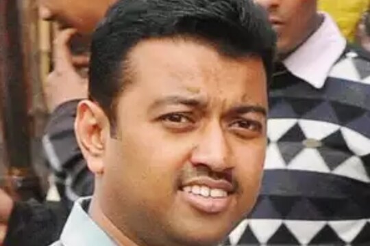 बंगाल राजनीति के चाणक्य मुकुल रॉय के बेटे टीएमसी छोड़ बीजेपी में होंगे शामिल
(image credit: News18/File)