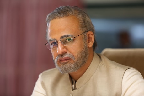 बायोपिक 'पीएम नरेंद्र मोदी' में अभिनेता विवेक ओबेरॉय पीएम मोदी का किरदार निभा रहे हैं.