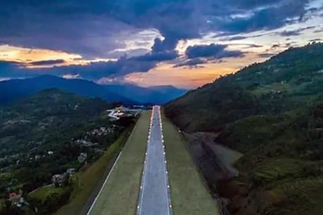सिक्किम: एंटी इनकंबेंसी से बिगड़ सकता है सिक्किम डेमोक्रेटिक फ्रंट का खेल सिक्किम: एंटी इनकंबेंसी से बिगड़ सकता है सिक्किम डेमोक्रेटिक फ्रंट का खेल