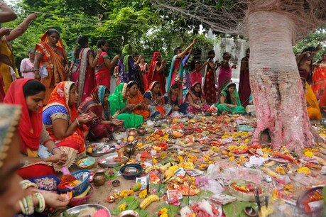 वट सावित्री व्रत: इस बार बने रहे हैं ये 4 अद्भुत संयोग, ऐसे पाएं लाभ!