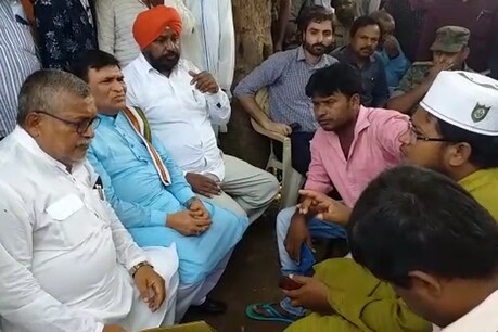 सराईकेला मॉब लिंचिंग: राज्य अल्पसंख्यक आयोग की टीम ने दोनों गांवों का दौरा कर जुटाई जानकारी सराईकेला मॉब लिंचिंग: राज्य अल्पसंख्यक आयोग की टीम ने दोनों गांवों का दौरा कर जुटाई जानकारी