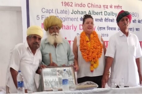 पिता के साथी योद्धाओं से मिलने ऑस्ट्रेलिया से जोधपुर पहुंची चार्ली दलबी पिता के साथी योद्धाओं से मिलने ऑस्ट्रेलिया से जोधपुर पहुंची चार्ली दलबी