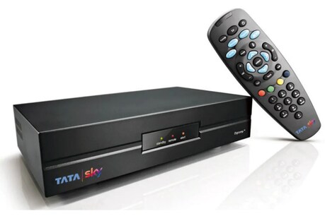 Tata Sky ने बदली अपने 25 चैनल पैक की कीमत, अब सस्ते में देखें ये TV Channels Tata Sky ने बदली अपने 25 चैनल पैक की कीमत, अब सस्ते में देखें ये TV Channels
