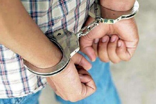 अलीगढ़ में मासूम की हत्या के मामले में पुलिस ने तीसरे आरोपी को गिरफ्तार कर लिया है.