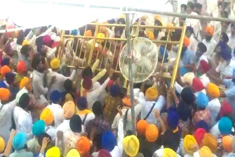 ऑपरेशन ब्लू स्टार की बरसी पर खालिस्तान समर्थक और नॉन खालिस्तान समर्थक श्रद्धालु आपस में भिड़े.