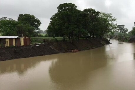 ग्रामीणों ने आपसी सहयोग से बनाया डैम (फोटो- एएनआई)