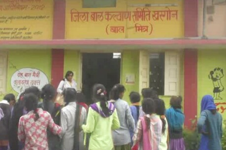 खरगोन में चाइल्ड लाइन ने पुलिस की मदद से 125 बाल श्रमिकों को कराया मुक्त