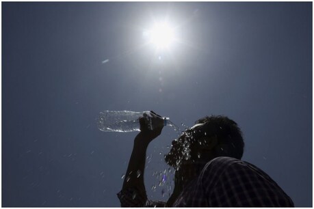बढ़ती गर्मी के चलते 2030 तक भारत में कम हो जाएंगी 3 करोड़ 40 लाख नौकरियां! बढ़ती गर्मी के चलते 2030 तक भारत में कम हो जाएंगी 3 करोड़ 40 लाख नौकरियां!