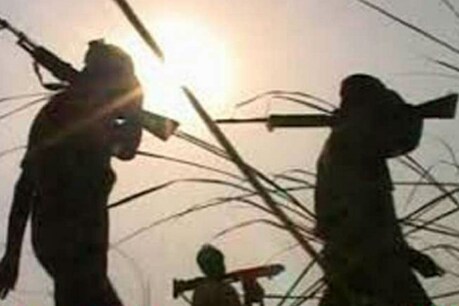नौ की मौत के बाद लक्ष्मी ने इस गांव को नक्सली होने से बचाया था नौ की मौत के बाद लक्ष्मी ने इस गांव को नक्सली होने से बचाया था