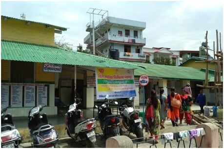 पिथौरागढ़ में महिलाओं का बोलबाला, इस मामले में कोसों पीछे रह गए पुरुष पिथौरागढ़ में महिलाओं का बोलबाला, इस मामले में कोसों पीछे रह गए पुरुष