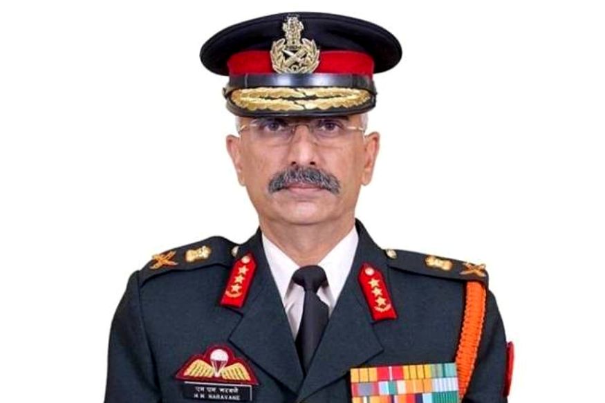 सेना के पूर्वी कमान के कमांडर लेफ्टिनेंट जनरल एम एम नरवाने ने पाकिस्तानी पीएम की परमाणु धमकी का जवाब दिया है (फाइल फोटो)