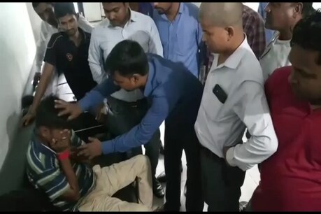 बेगूसराय में युवक को पुलिस ने मॉब लिंचिंग से बचाया.