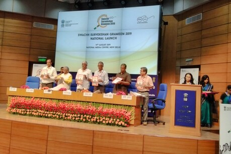 केंद्र ने शुरू की देश के गांवों को स्वच्छ बनाने की योजना