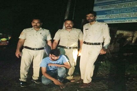 हिमाचल प्रदेश: बिलासपुर पुलिस ने नशा तस्करों के खिलाफ की बड़ी कार्रवाई, दो युवक गिरफ्तार हिमाचल प्रदेश: बिलासपुर पुलिस ने नशा तस्करों के खिलाफ की बड़ी कार्रवाई, दो युवक गिरफ्तार