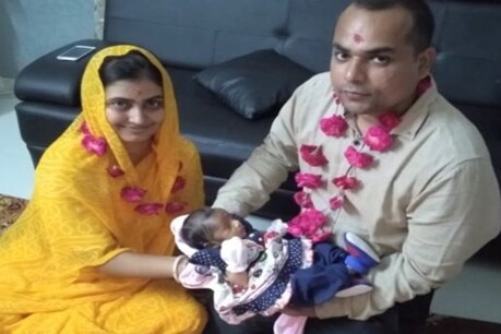 बच्ची के जन्म के बाद उठा मां का साया, न्यायाधीश ने कराया स्तनपान और ले लिया गोद बच्ची के जन्म के बाद उठा मां का साया, न्यायाधीश ने कराया स्तनपान और ले लिया गोद