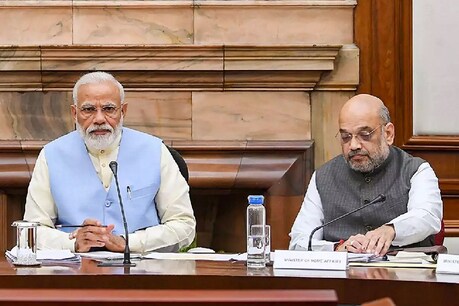 इकॉनमी को डूबने से बचाने के लिए मोदी सरकार बना रही है ये प्लान इकॉनमी को डूबने से बचाने के लिए मोदी सरकार बना रही है ये प्लान
