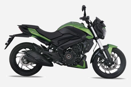 फेस्टिव सीज़न में Bajaj Dominar 400 पर मिल रही है 6 हज़ार की छूट... फेस्टिव सीज़न में Bajaj Dominar 400 पर मिल रही है 6 हज़ार की छूट...
