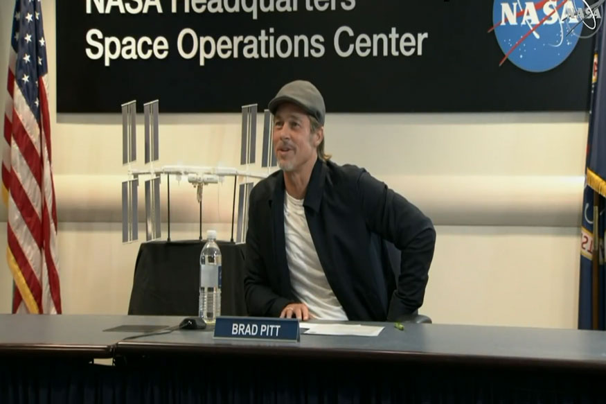 विक्रम लैंडर को लेकर ब्रैड पिट (Brad Pitt) ने अंतरिक्ष में नासा (NASA) के स्पेस स्टेशन पर मौजूद अंतरिक्ष यात्री से बात की. 