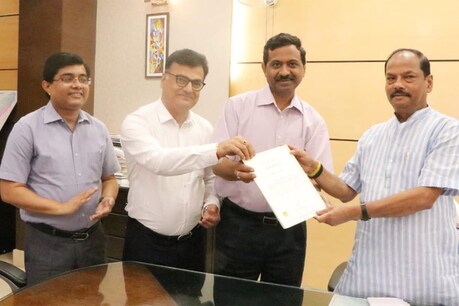 एक साथ 26 हजार नौकरी देने के लिए झारखंड का नाम लिम्का बुक ऑफ रिकॉर्ड में दर्ज