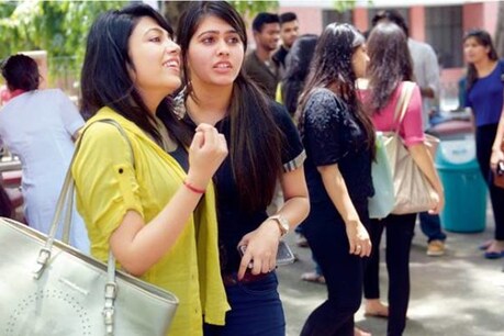 अब कॉलेजों में कट ऑफ नहीं, कॉमन टेस्ट से मिलेगा दाखिला, HRD मंत्रालय ला रहा है प्रस्ताव- रिपोर्ट अब कॉलेजों में कट ऑफ नहीं, कॉमन टेस्ट से मिलेगा दाखिला, HRD मंत्रालय ला रहा है प्रस्ताव- रिपोर्ट