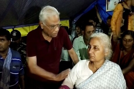 नर्मदा सत्याग्रह: मेधा पाटकर ने खत्म किया अनशन, 9 सितंबर को CM के साथ होगी चर्चा नर्मदा सत्याग्रह: मेधा पाटकर ने खत्म किया अनशन, 9 सितंबर को CM के साथ होगी चर्चा