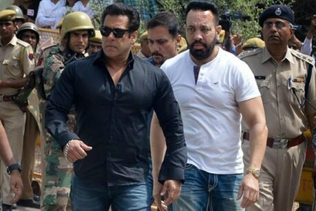 Bigg Boss से पहले बढ़ी सलमान खान की मुसीबतें, दो मामलों में आज होगी पेशी Bigg Boss से पहले बढ़ी सलमान खान की मुसीबतें, दो मामलों में आज होगी पेशी