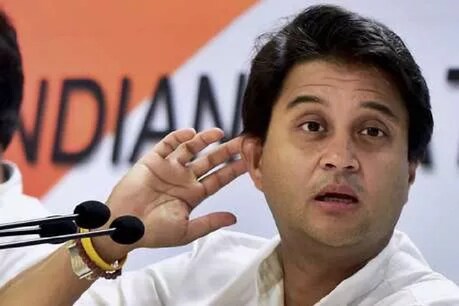 प्रवक्ता ने सिंधिया को पीसीसी अध्यक्ष बनवाने 24 घंटे का रामायण पाठ कराया प्रवक्ता ने सिंधिया को पीसीसी अध्यक्ष बनवाने 24 घंटे का रामायण पाठ कराया