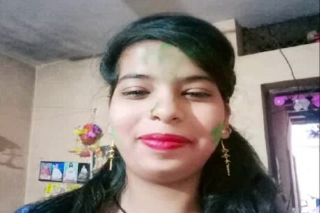 महिला ने फंदा लगा की आत्महत्या