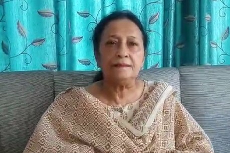 आजम खान की पत्नी और राज्यसभा सदस्य तजीम फातमा के खिलाफ रामपुर जिला प्रशासन ने दूध के डेयरी मामले में जांच शुरू की है. (फाइल फोटो)