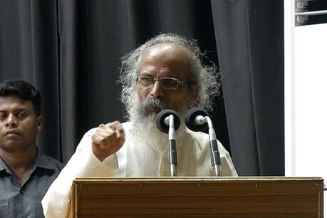 केंद्रीय मंत्री बोले- मंगल पर नहीं जीवन में 'मंगल' पर करे रिसर्च केंद्रीय मंत्री बोले- मंगल पर नहीं जीवन में 'मंगल' पर करे रिसर्च