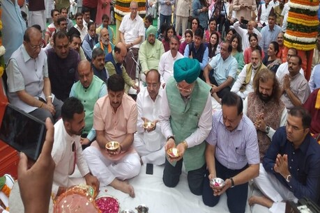 महाराष्ट्र और हरियाणा में बीजेपी की वापसी के बाद पार्टी ने अब दिल्ली को लेकर भी गंभीरता दिखानी शुरू कर दी है.